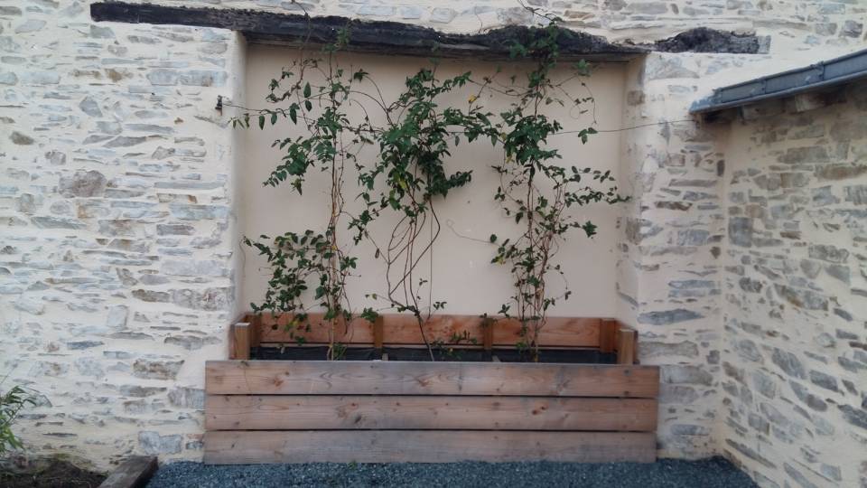 Jardinière sur mesure chez un particulier